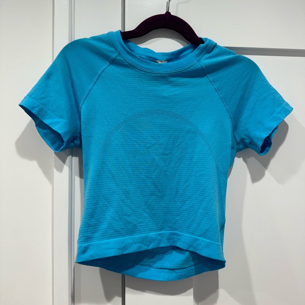 UGC Swiftly Tech cropped shirt